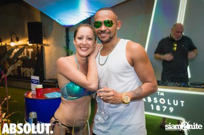 Absolut X Pool Party ที่ บลู แพร็อต — photo 124
