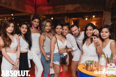 Absolut X Pool Party ที่ บลู แพร็อต — photo 225