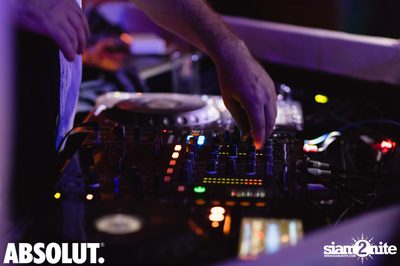 Absolut X Pool Party ที่ บลู แพร็อต — photo 243