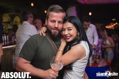 Absolut X Pool Party ที่ บลู แพร็อต — photo 253