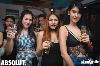 Absolut X Pool Party ที่ บลู แพร็อต — photo 255