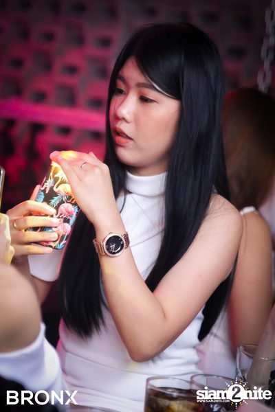 UrboyTJ After Party กับ DJ Tob ที่ บรองซ์ — photo 14
