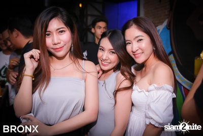 UrboyTJ After Party กับ DJ Tob ที่ บรองซ์ — photo 34