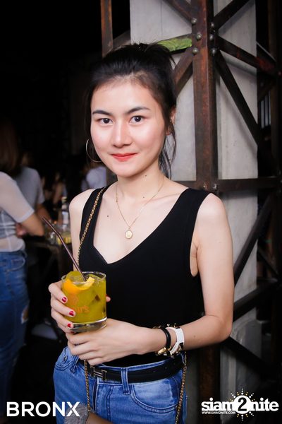 UrboyTJ After Party กับ DJ Tob ที่ บรองซ์ — photo 38