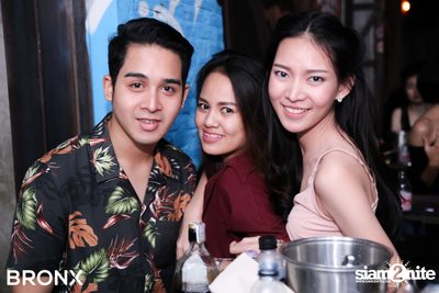UrboyTJ After Party กับ DJ Tob ที่ บรองซ์ — photo 67