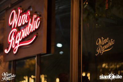 Friday Night at Wine Republic Thonglor — photo 14