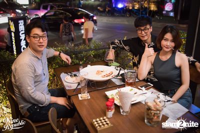 Friday Night at Wine Republic Thonglor — photo 26