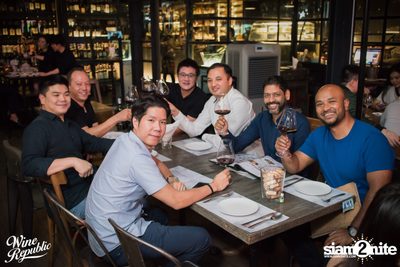 Friday Night at Wine Republic Thonglor — photo 29