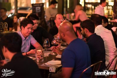 Friday Night at Wine Republic Thonglor — photo 30