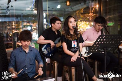 Friday Night at Wine Republic Thonglor — photo 34