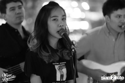 Friday Night at Wine Republic Thonglor — photo 36