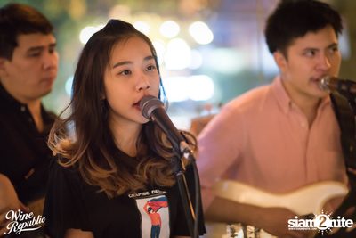 Friday Night at Wine Republic Thonglor — photo 38