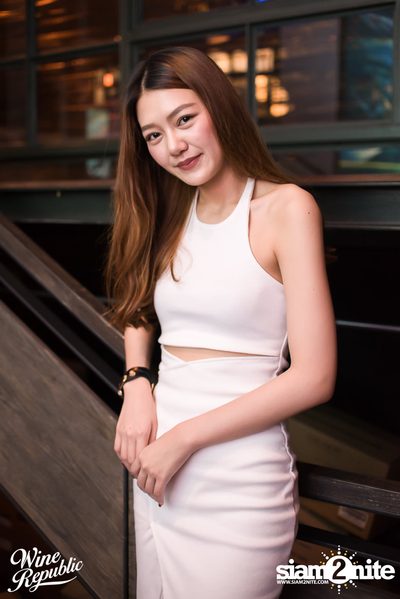 Friday Night at Wine Republic Thonglor — photo 49