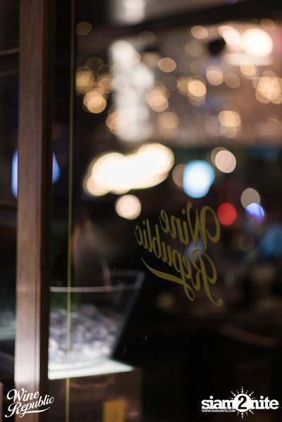 Friday Night at Wine Republic Thonglor — photo 59