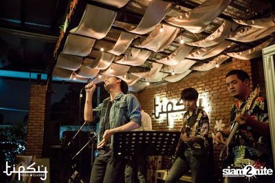 Love Land Live with Be Peerapat at Tipsy — photo 11