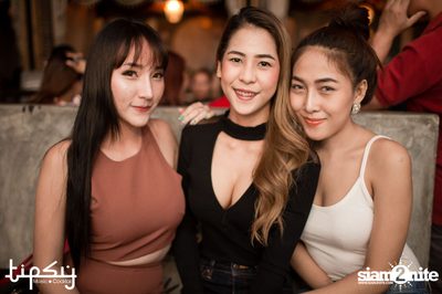 Love Land Live with Be Peerapat at Tipsy — photo 41