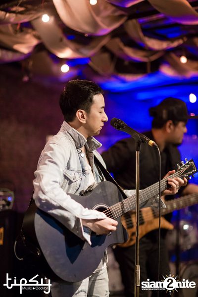 Love Land Live with Be Peerapat at Tipsy — photo 46