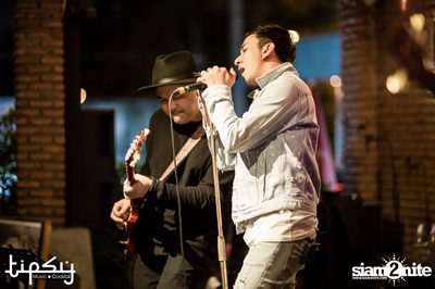 Love Land Live with Be Peerapat at Tipsy — photo 56