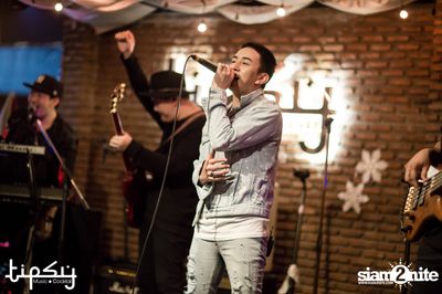 Love Land Live with Be Peerapat at Tipsy — photo 73