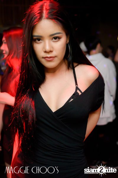 Bad & Boujee Party ที่ แม็กกี้ ชูส์ — photo 19
