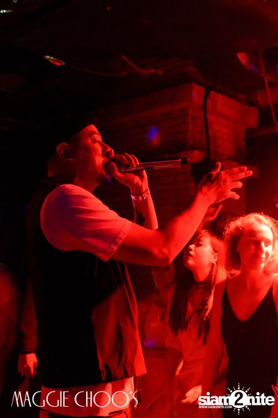 Bad & Boujee Party ที่ แม็กกี้ ชูส์ — photo 50