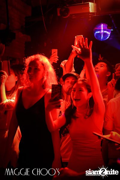 Bad & Boujee Party ที่ แม็กกี้ ชูส์ — photo 51