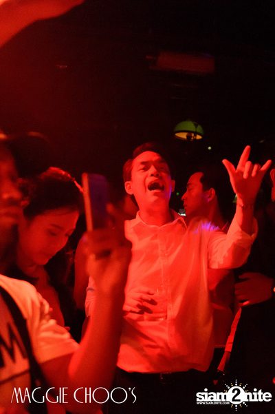 Bad & Boujee Party ที่ แม็กกี้ ชูส์ — photo 57