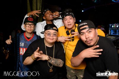 Bad & Boujee Party ที่ แม็กกี้ ชูส์ — photo 93