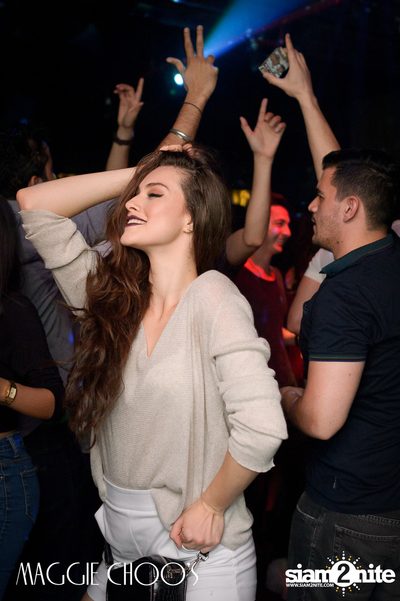 Bad & Boujee Party ที่ แม็กกี้ ชูส์ — photo 101