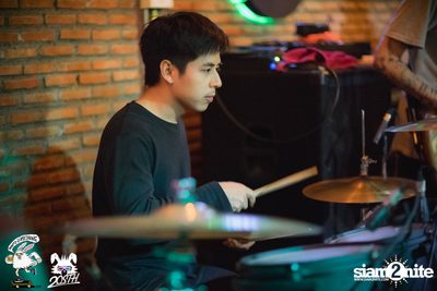 Jetset'er at 20Something Bar — photo 4