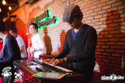 Jetset'er at 20Something Bar — photo 40