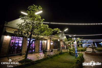 Pang Nakarin at The View Bar & Restaurant — photo 4