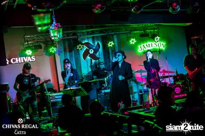 Pang Nakarin at The View Bar & Restaurant — photo 11