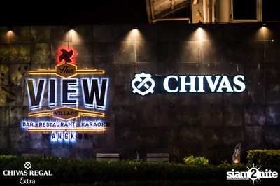 Pang Nakarin at The View Bar & Restaurant — photo 15