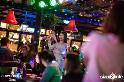 Pang Nakarin at The View Bar & Restaurant — photo 31