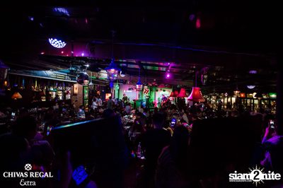Pang Nakarin at The View Bar & Restaurant — photo 34