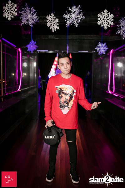 Supersonic Christmas ที่ เซลาวี — photo 13