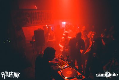 PHATFUNK Drum & Bass w/ Dragon at De Commune — photo 121