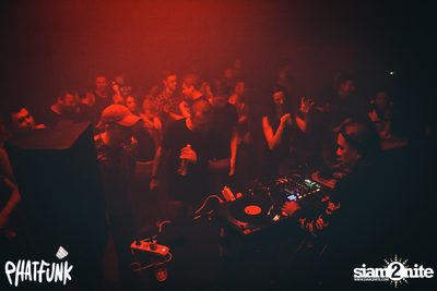 PHATFUNK Drum & Bass w/ Dragon at De Commune — photo 129