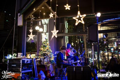 Musketeers at Wine Republic Bangkok — photo 15