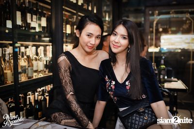 Friday Night at Wine Republic Thonglor — photo 11