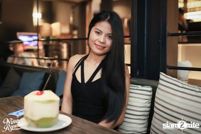 Friday Night at Wine Republic Thonglor — photo 16