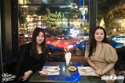 Friday Night at Wine Republic Thonglor — photo 28