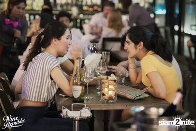 Friday Night at Wine Republic Thonglor — photo 32