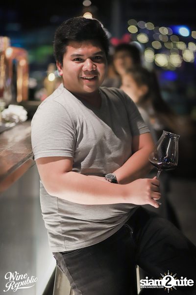 Friday Night at Wine Republic Thonglor — photo 48