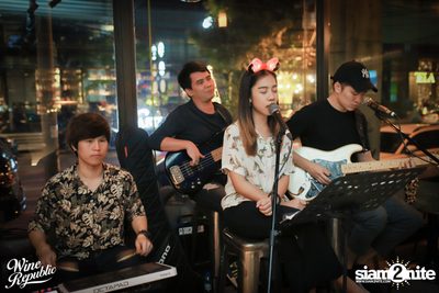 Friday Night at Wine Republic Thonglor — photo 54