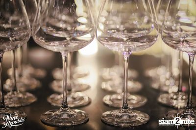Friday Night at Wine Republic Thonglor — photo 69