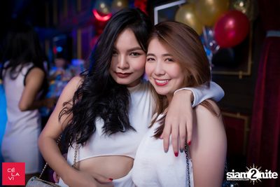 White Winter Ball NYE 2018 เซ ลา วี — photo 24