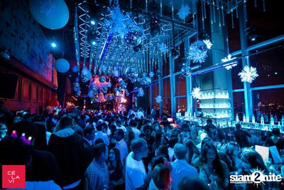 White Winter Ball NYE 2018 เซ ลา วี — photo 31