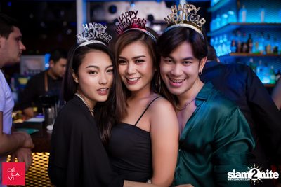 White Winter Ball NYE 2018 เซ ลา วี — photo 45